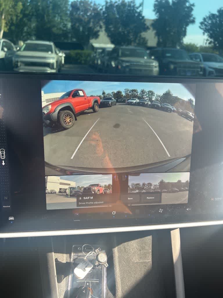 Thumbnail: 2022 Tesla Model S - 10