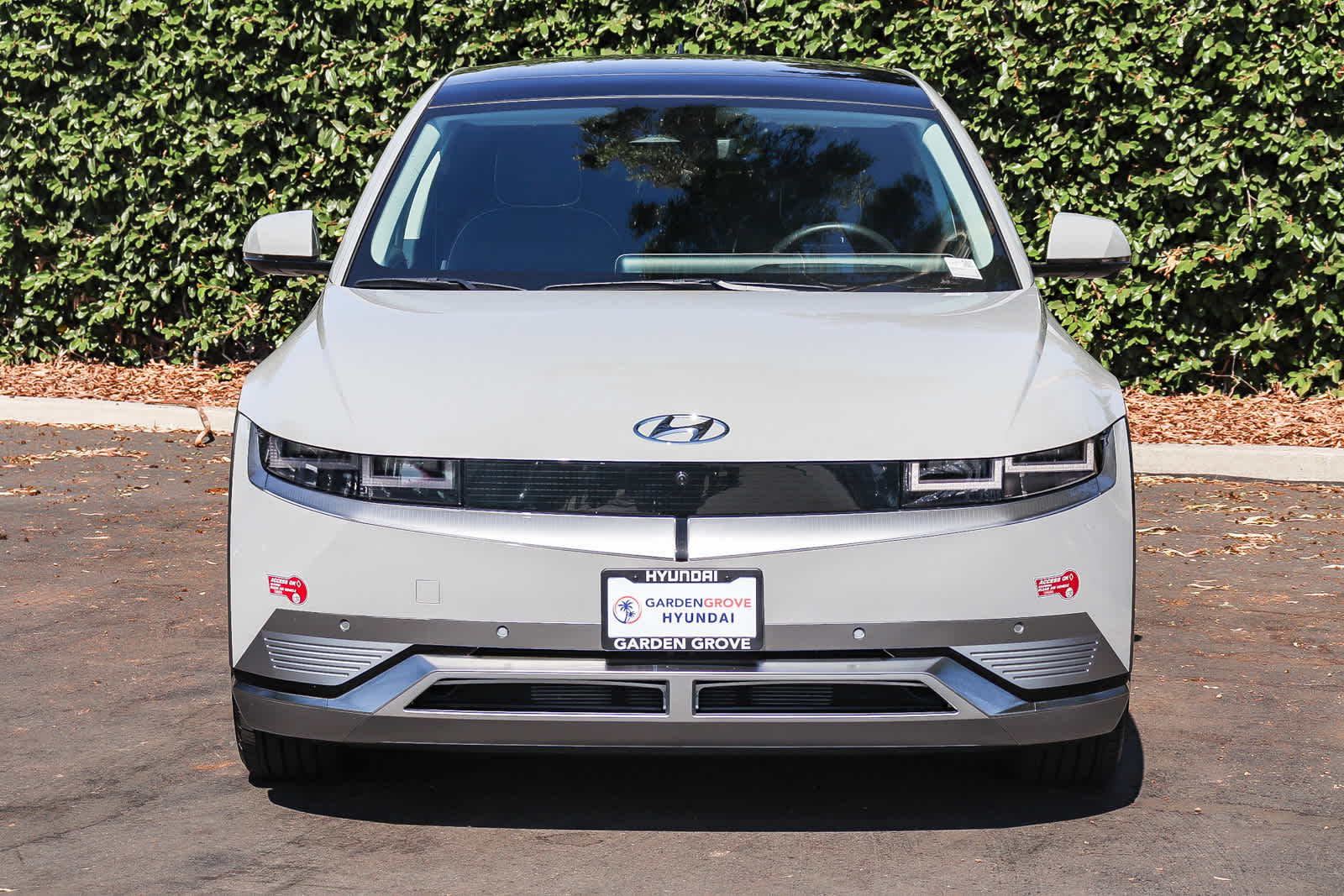 Used 2024 Hyundai IONIQ 5 Limited with VIN KM8KR4DE3RU289890 for sale in Garden Grove, CA