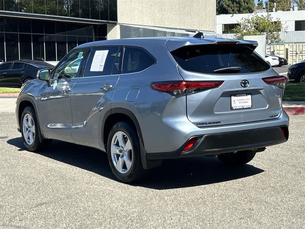 Thumbnail: 2022 Toyota Highlander - 6