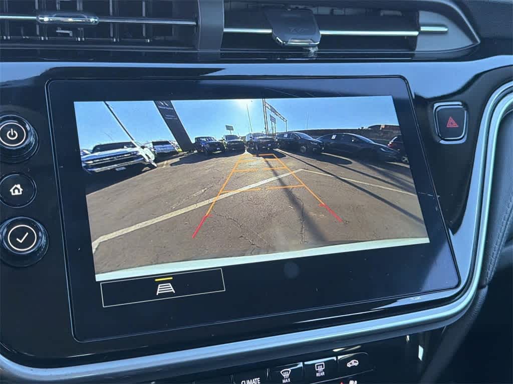 Thumbnail: 2023 Chevrolet Bolt EUV - 16