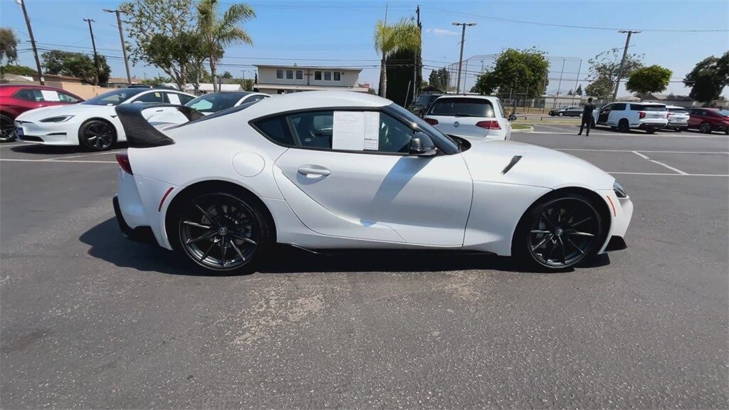 Thumbnail: 2023 Toyota GR Supra - 9