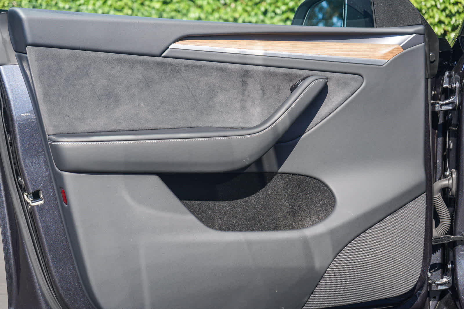 Thumbnail: 2025 Tesla Model Y - 19