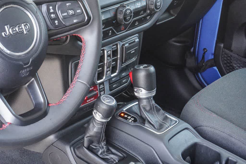 Thumbnail: 2024 Jeep Wrangler - 17