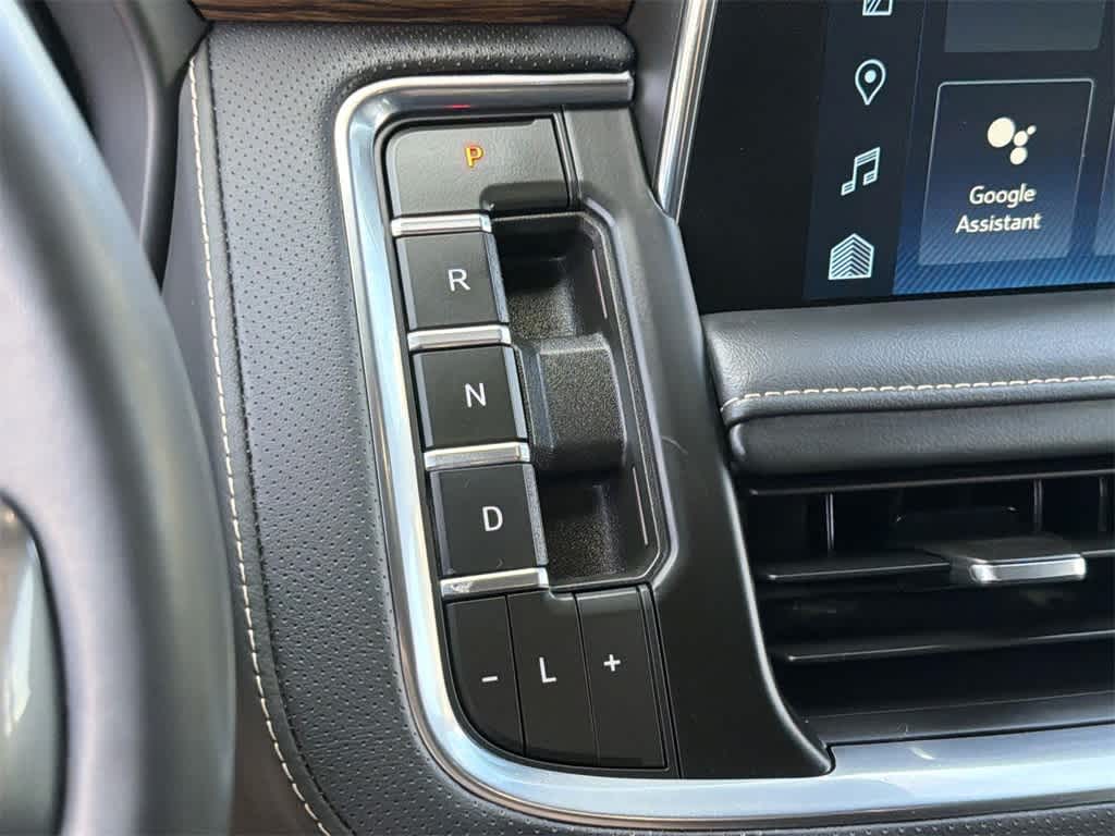 Thumbnail: 2023 Chevrolet Suburban - 17