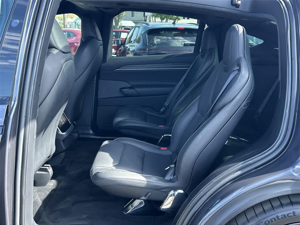 Thumbnail: 2022 Tesla Model X - 29