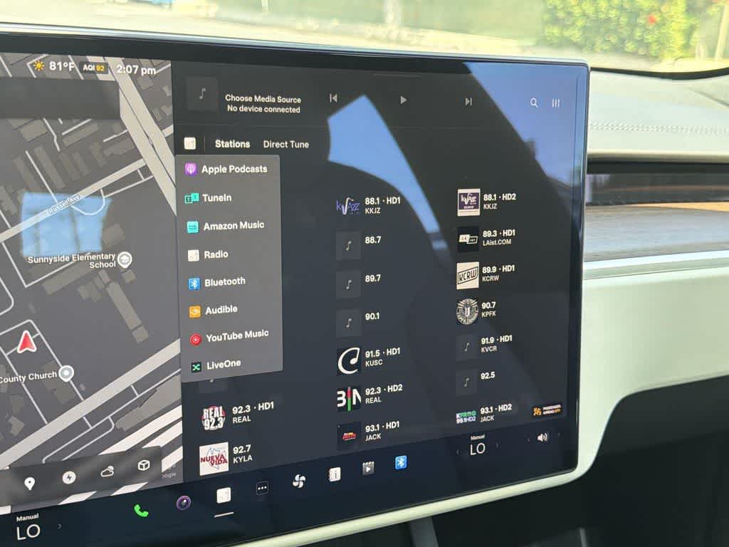 Thumbnail: 2023 Tesla Model S - 20