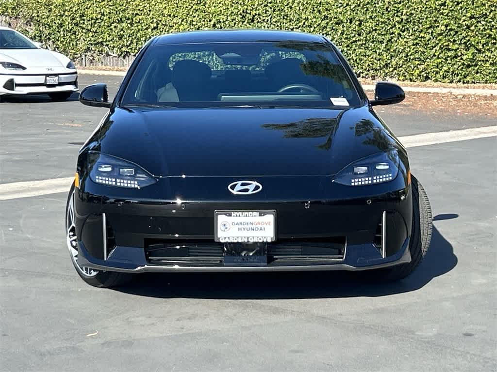 2025 Hyundai Ioniq 6 SEL photo 2