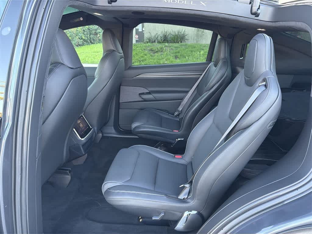 Thumbnail: 2022 Tesla Model X - 28