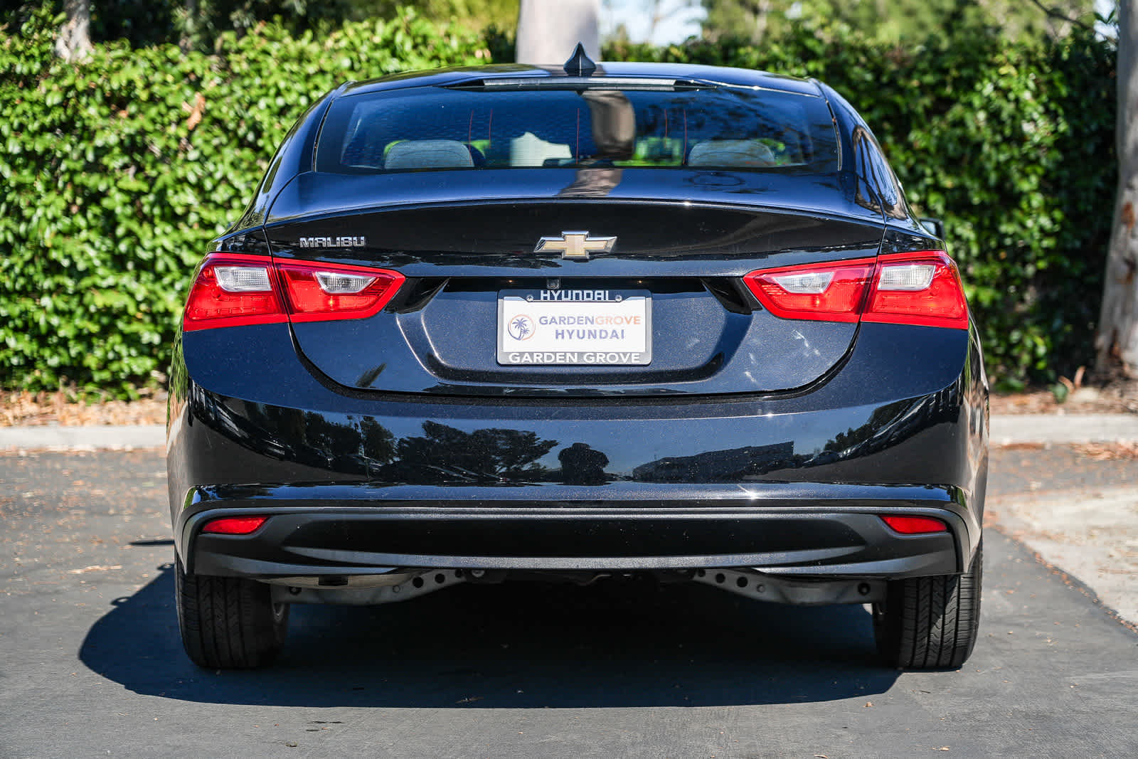 Thumbnail: 2023 Chevrolet Malibu - 6