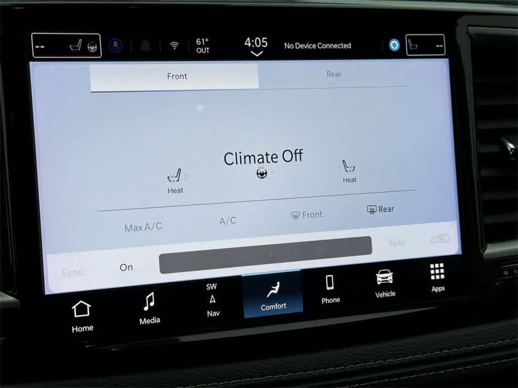 Thumbnail: 2024 Chrysler Pacifica - 22