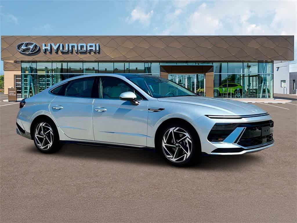 Thumbnail: 2024 Hyundai Sonata - 10