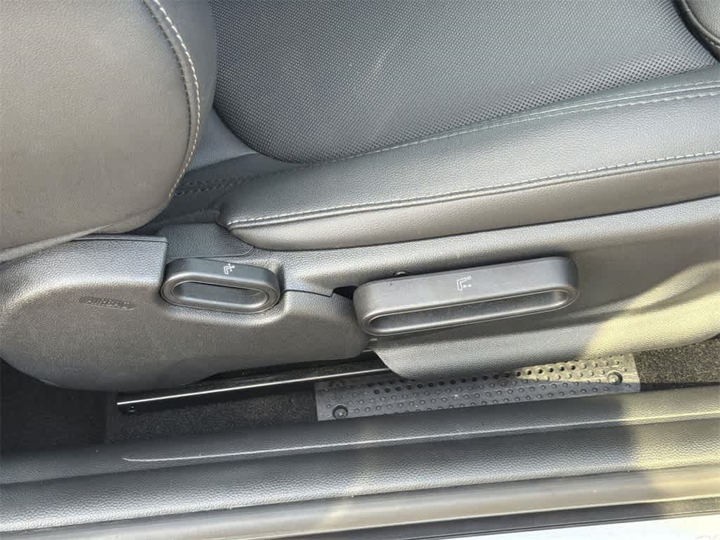 Thumbnail: 2023 MINI Cooper Hardtop - 33