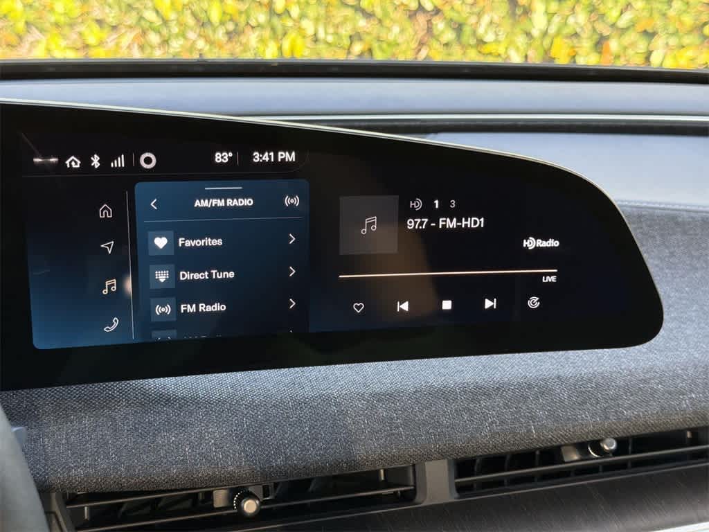 Thumbnail: 2024 Lucid Air - 20