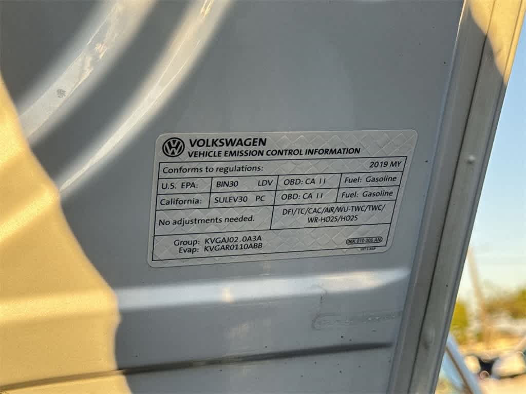 Thumbnail: 2019 Volkswagen Golf - 9