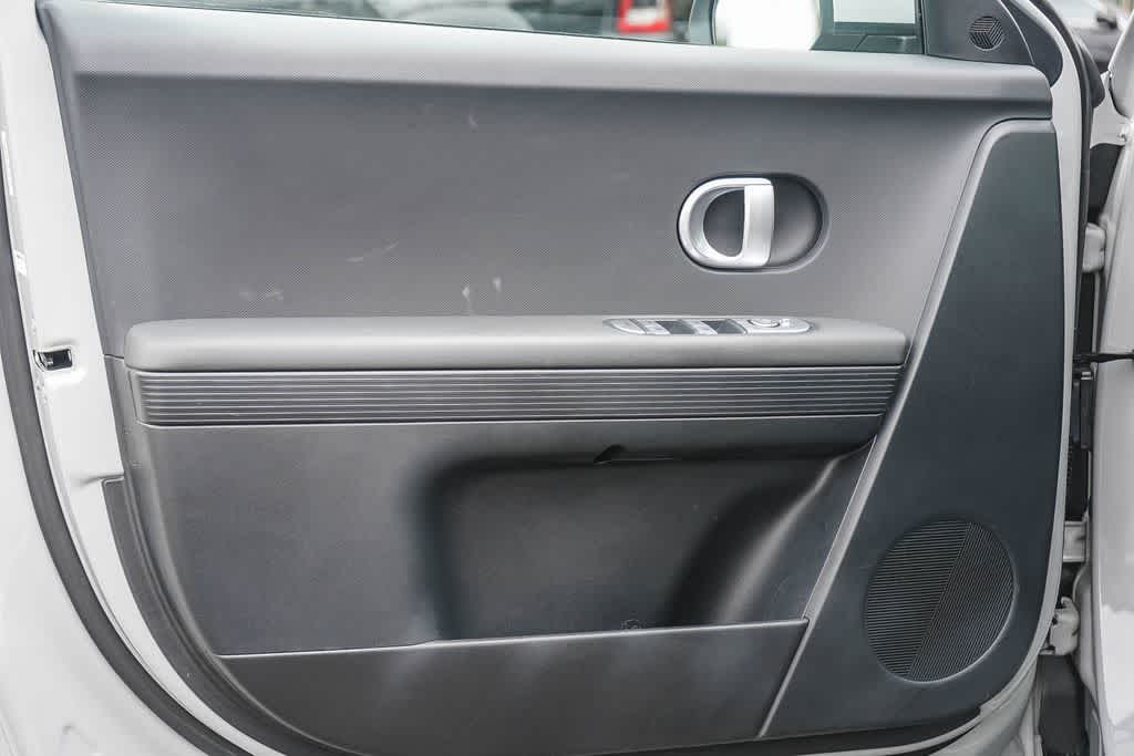 Thumbnail: 2024 Hyundai Ioniq 5 - 19