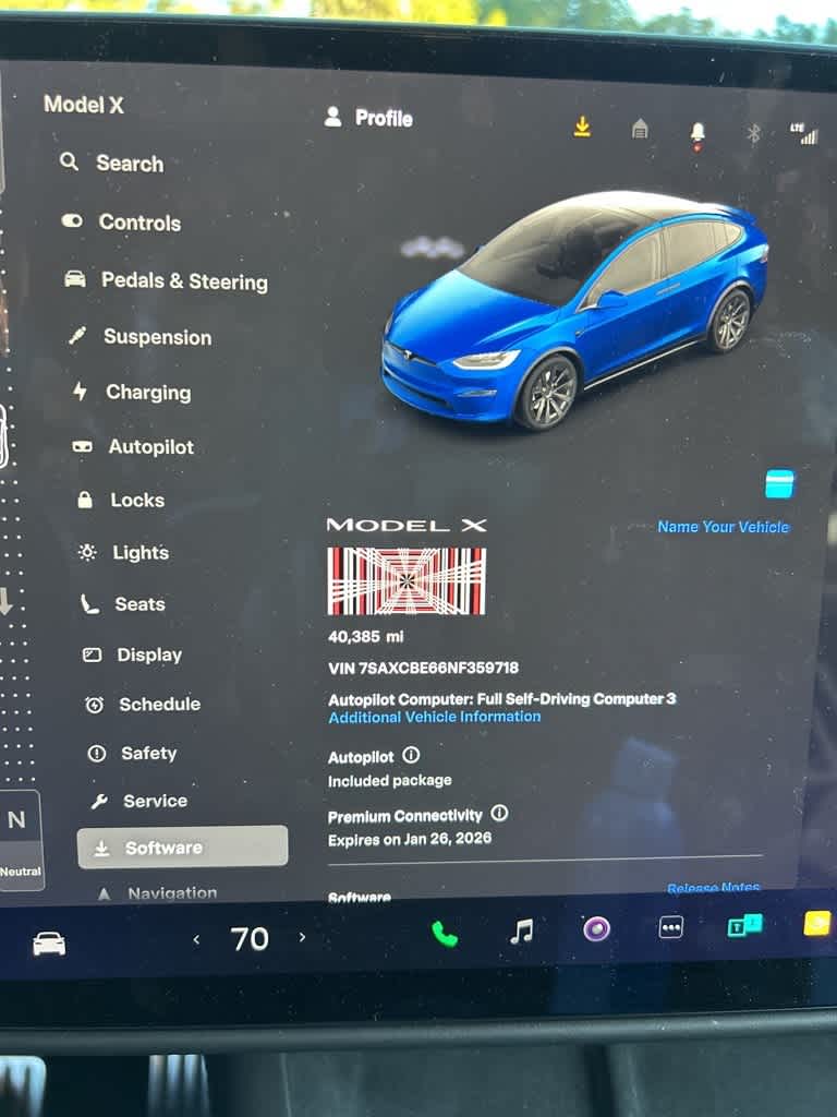 Thumbnail: 2022 Tesla Model X - 9