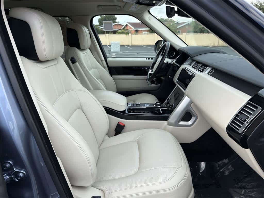 Thumbnail: 2021 Land Rover Range Rover - 41