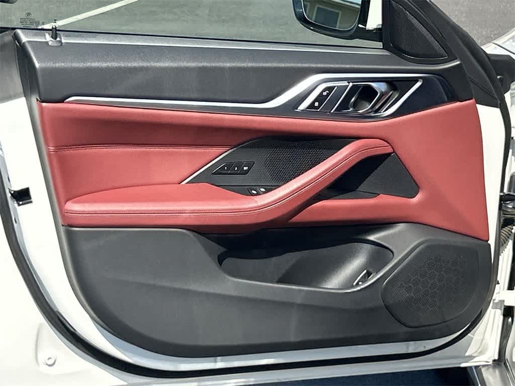 Thumbnail: 2023 BMW i4 - 32