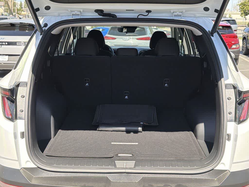 Thumbnail: 2023 Hyundai Tucson - 32