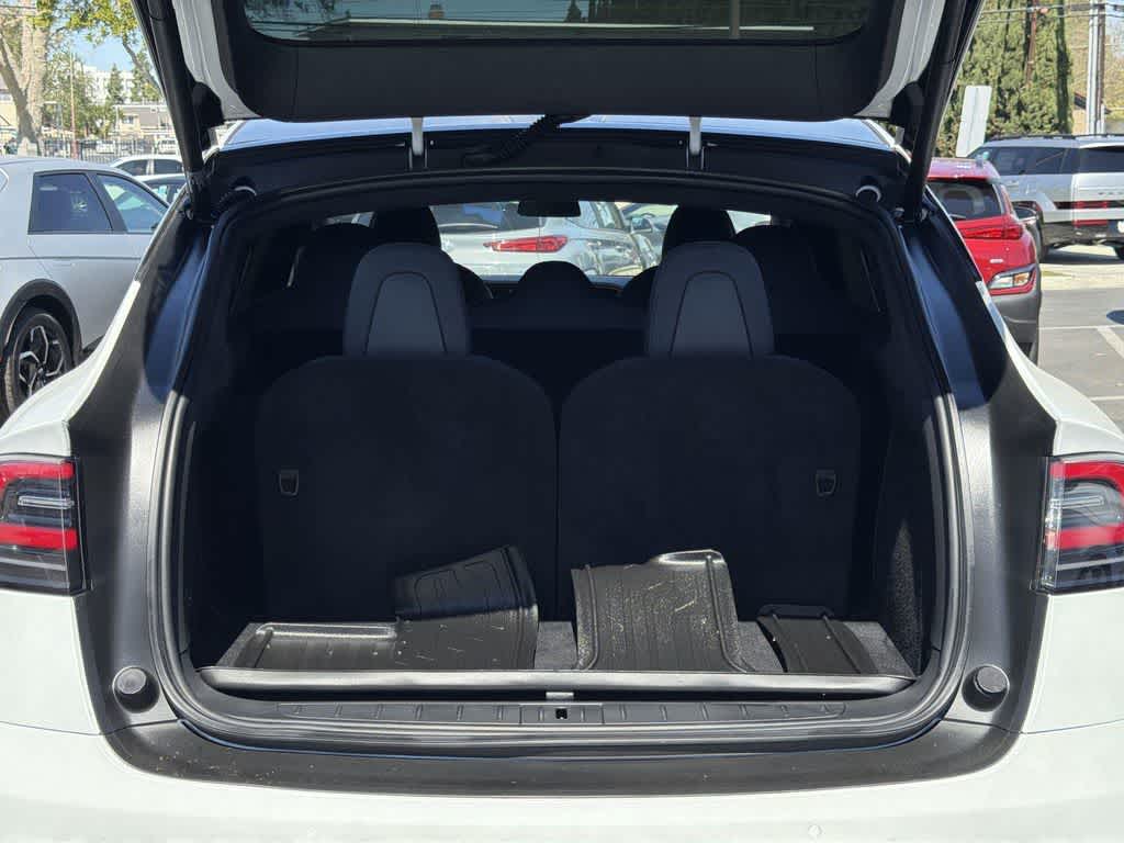 Thumbnail: 2020 Tesla Model X - 32