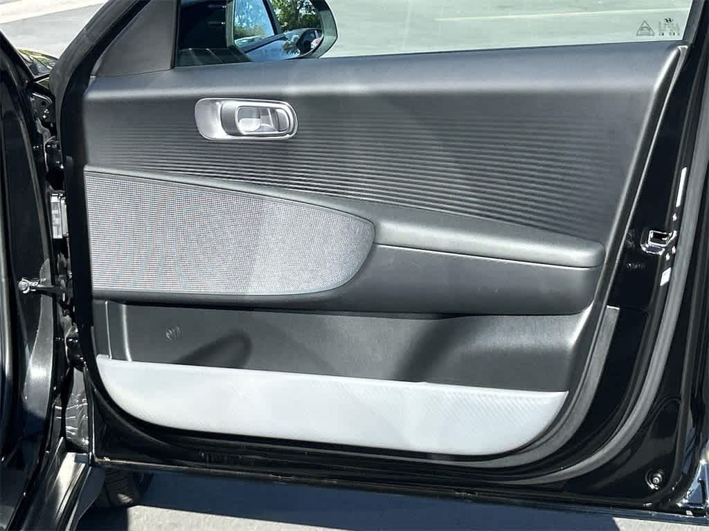 Thumbnail: 2025 Hyundai Ioniq 6 - 40