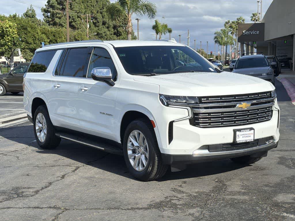 Thumbnail: 2023 Chevrolet Suburban - 8