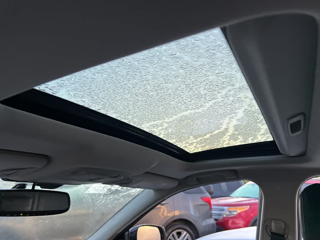 Thumbnail: 2022 INFINITI Q50 - 7