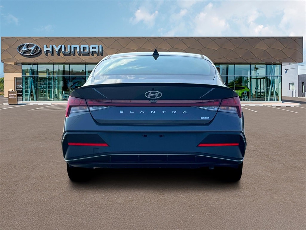 Thumbnail: 2025 Hyundai Elantra - 6