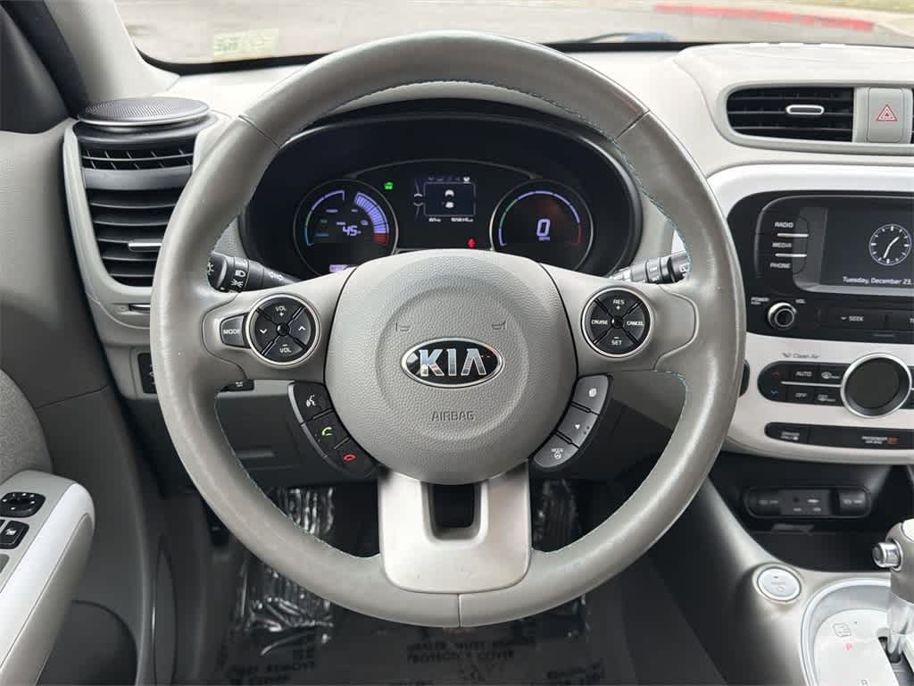 Thumbnail: 2017 Kia Soul EV - 12