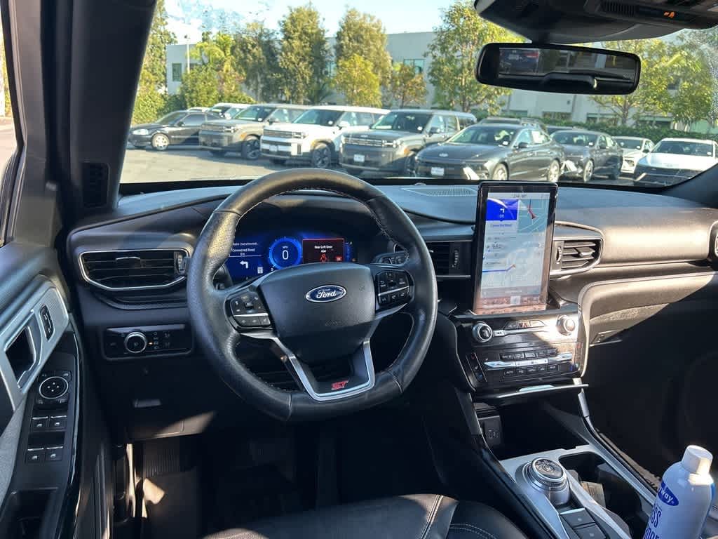 Thumbnail: 2023 Ford Explorer - 9