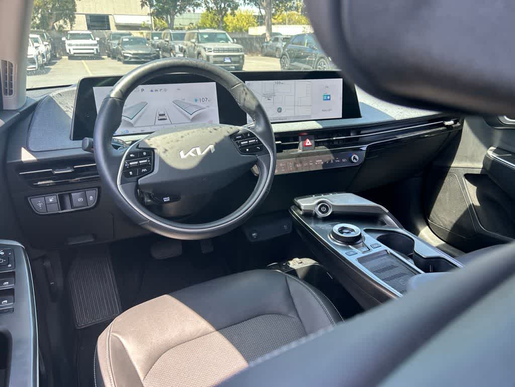 Thumbnail: 2024 Kia EV6 - 7