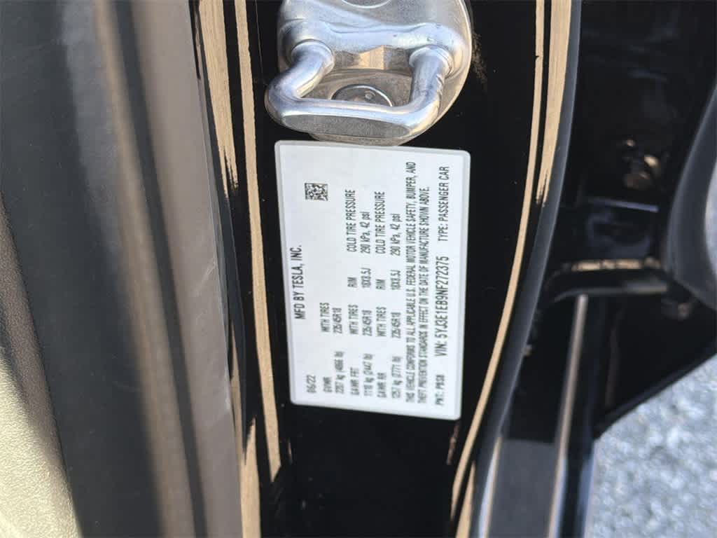 Thumbnail: 2022 Tesla Model 3 - 10