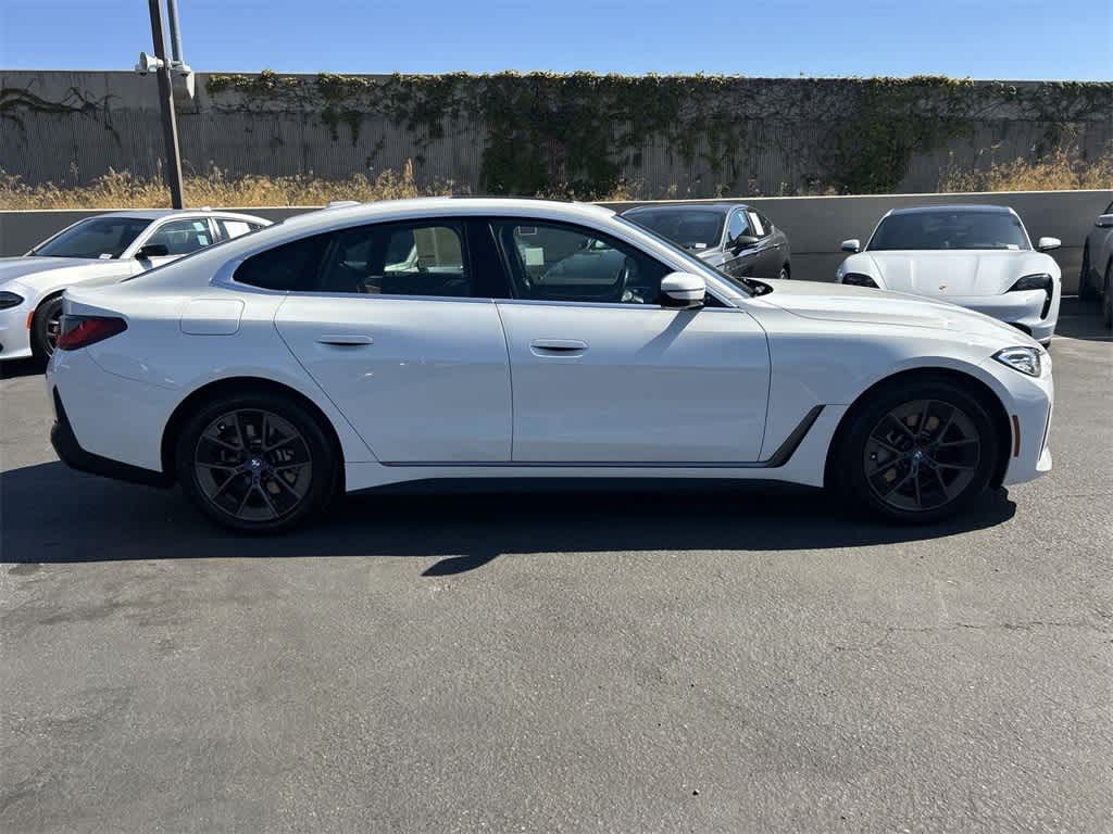 Thumbnail: 2023 BMW i4 - 11