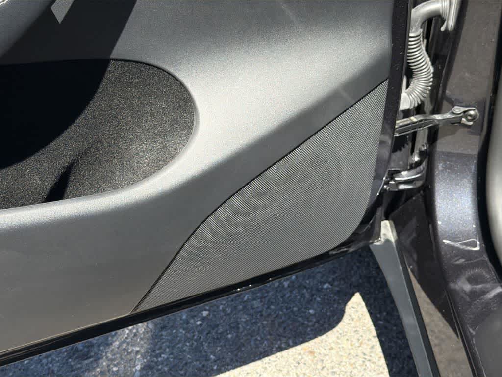 Thumbnail: 2025 Tesla Model Y - 25