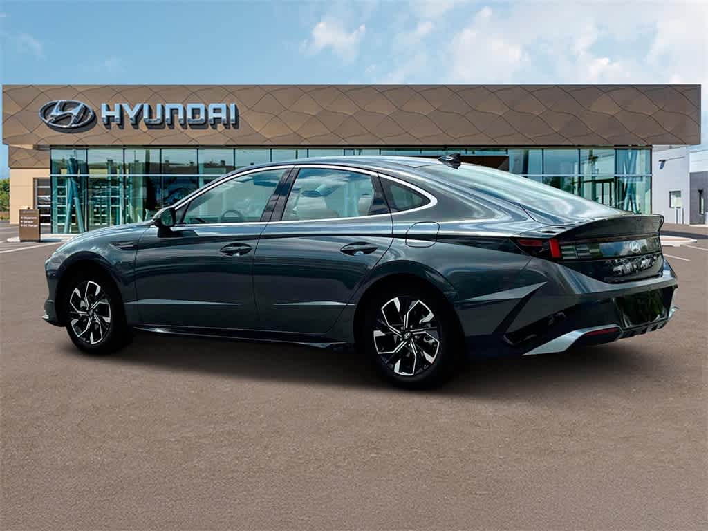 Thumbnail: 2025 Hyundai Sonata - 4