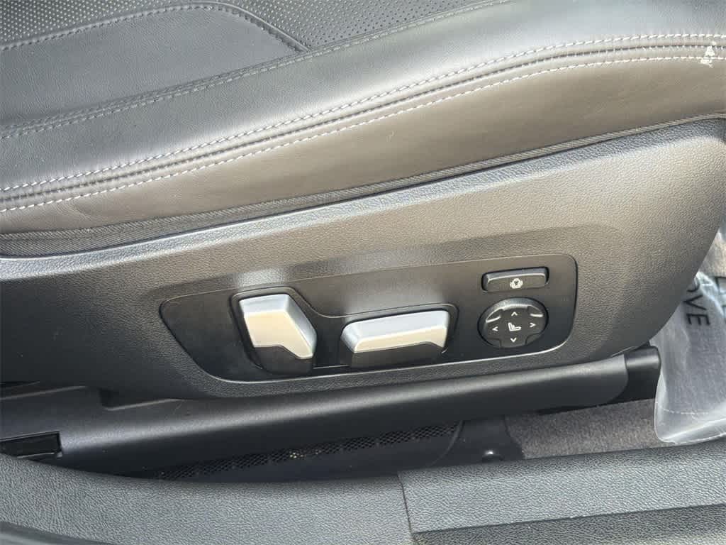 Thumbnail: 2021 BMW M3 - 42