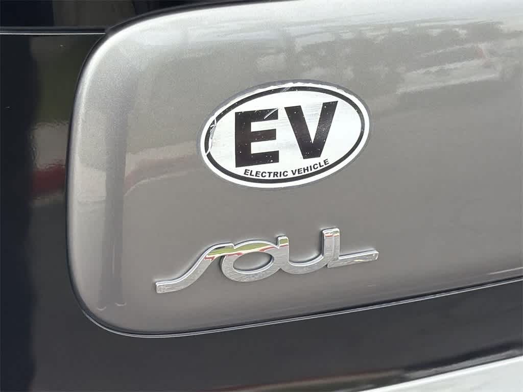 Thumbnail: 2017 Kia Soul EV - 31