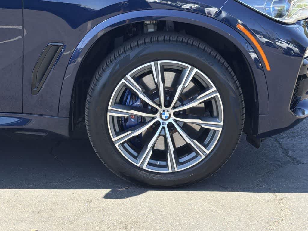 Thumbnail: 2021 BMW M5 - 44