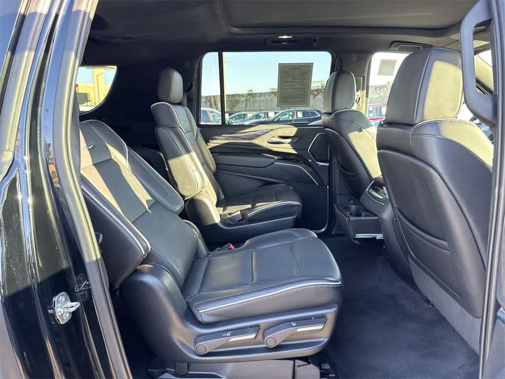 Thumbnail: 2023 Cadillac Escalade - 41