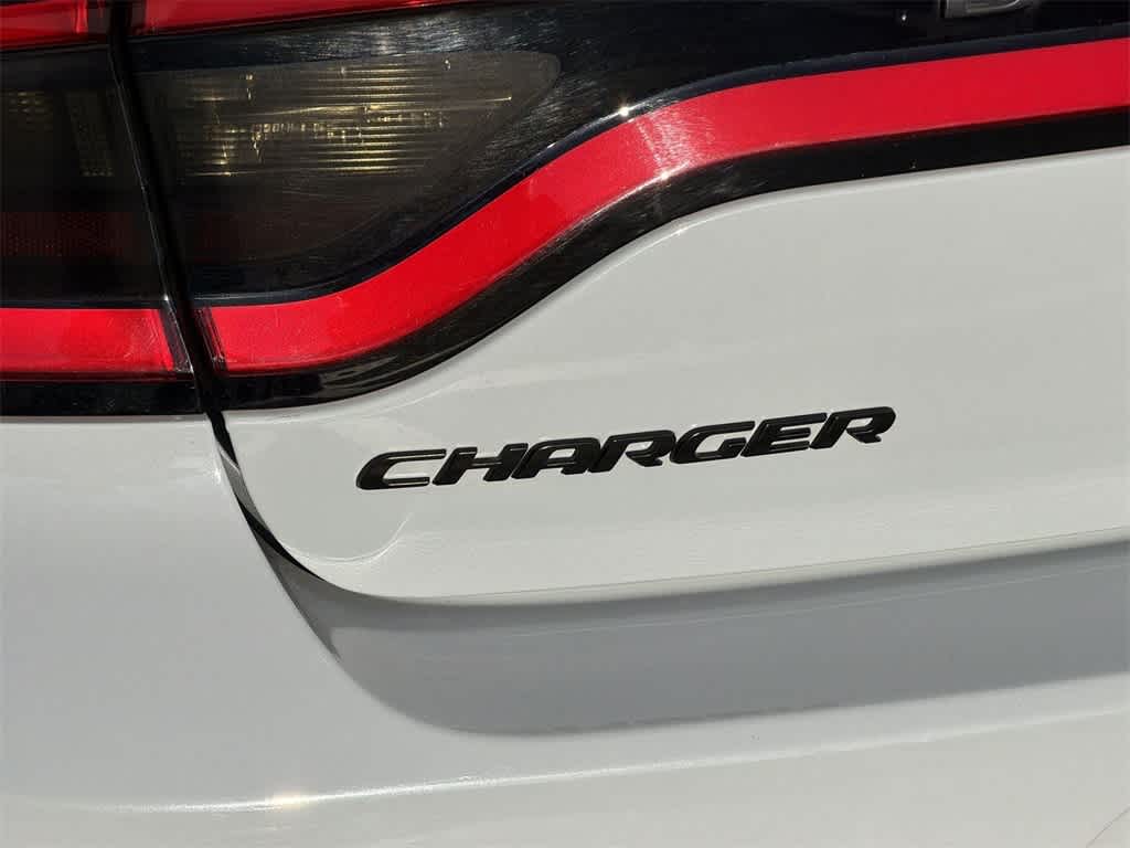 Thumbnail: 2022 Dodge Charger - 32