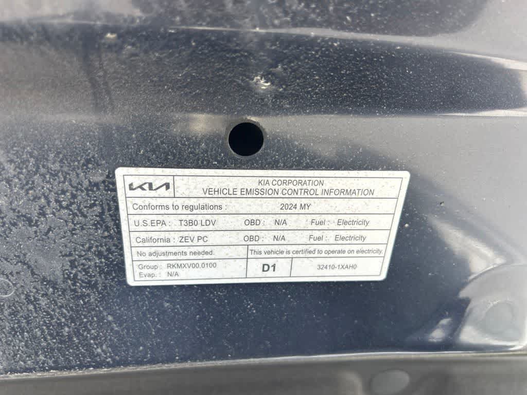 Thumbnail: 2024 Kia EV6 - 8