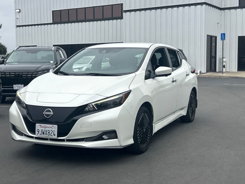 2023 Nissan Leaf SV Plus's photo