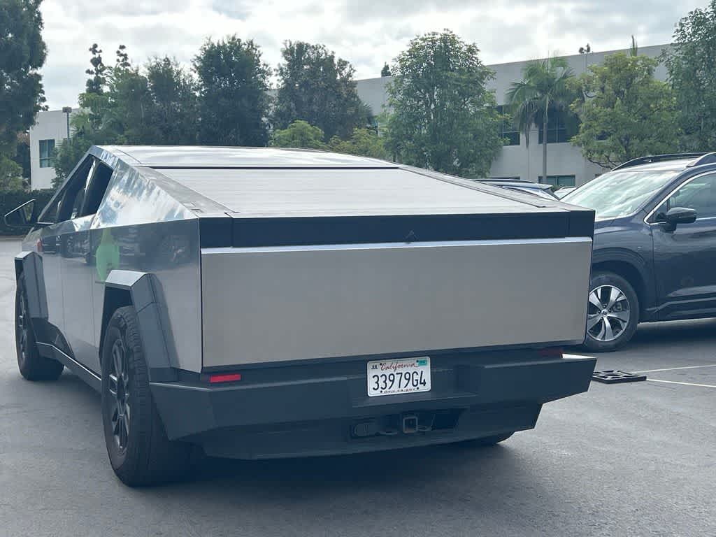Used 2025 Tesla Cybertruck Base with VIN 7G2CEHED2SA067996 for sale in Garden Grove, CA