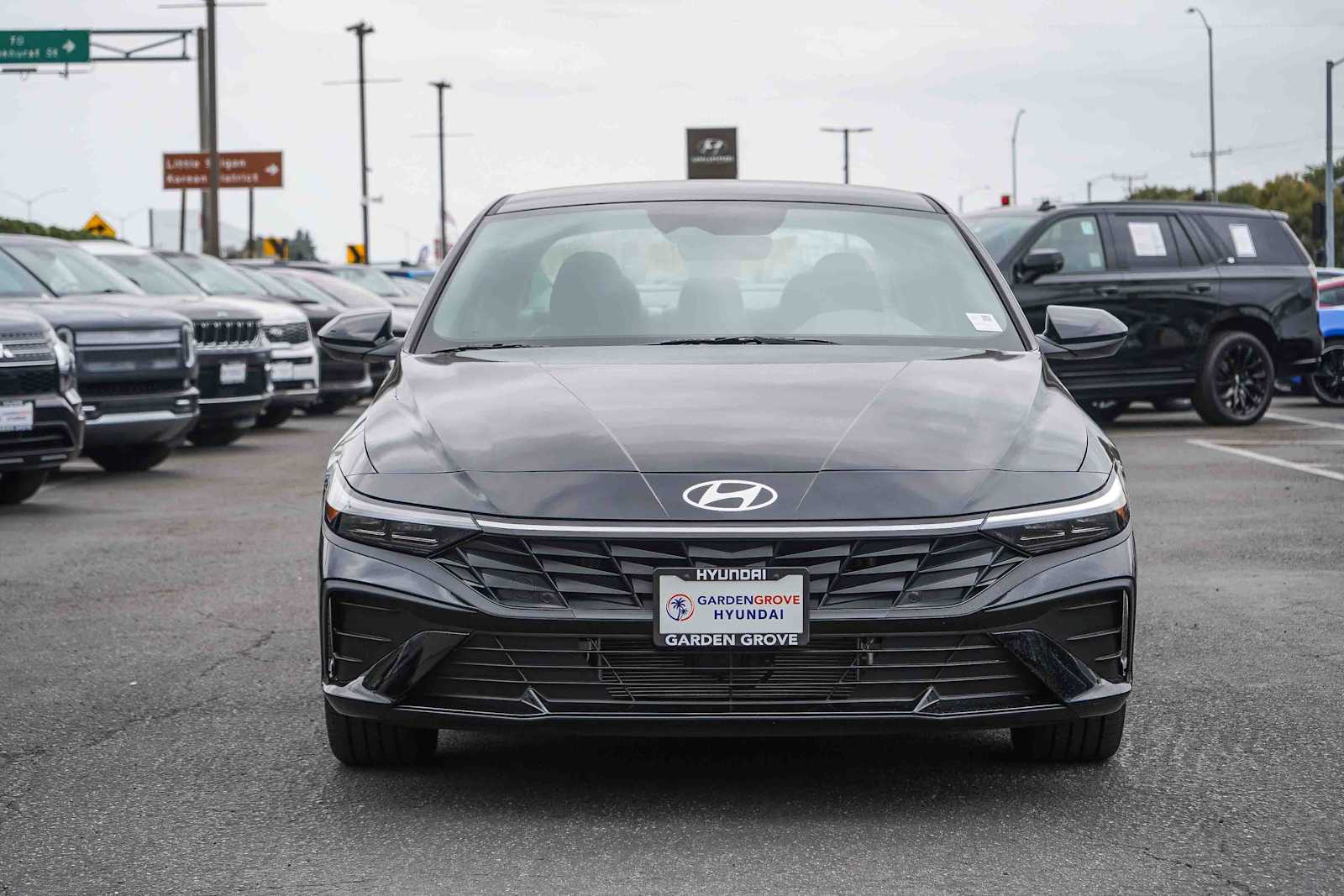 Thumbnail: 2026 Hyundai Elantra - 2