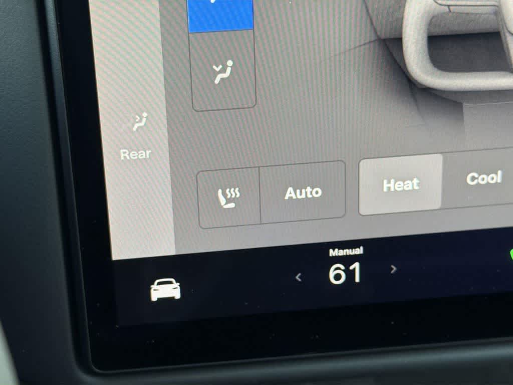 Thumbnail: 2022 Tesla Model X - 23