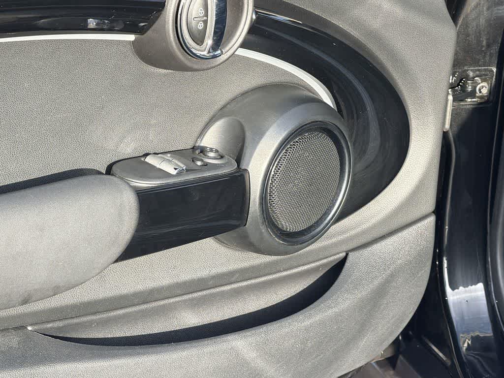 Thumbnail: 2023 MINI Cooper - 23