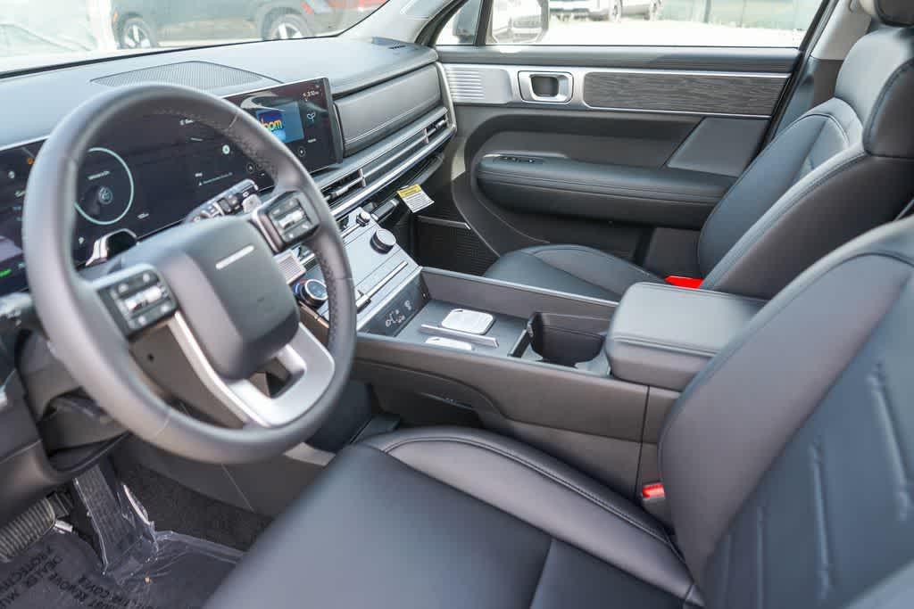 2026 Hyundai Santa Fe Limited - Photo 18