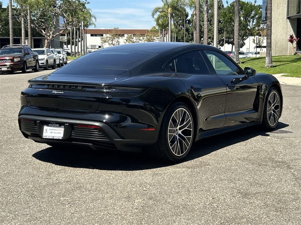 Thumbnail: 2021 Porsche Taycan - 12