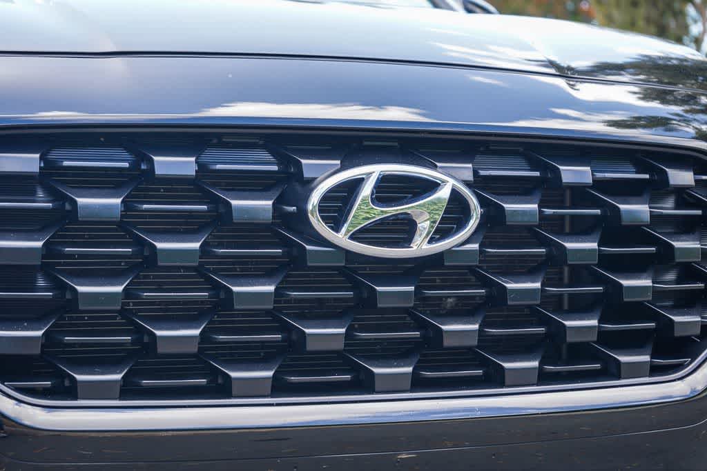 Thumbnail: 2023 Hyundai Santa Fe - 10