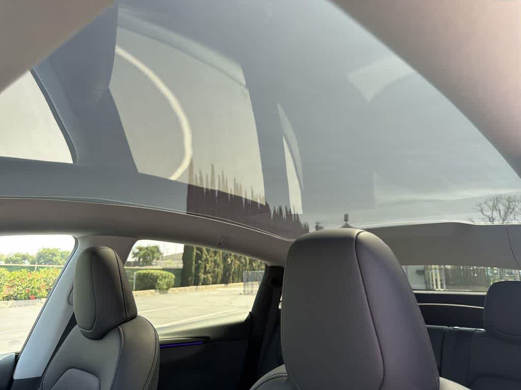 Thumbnail: 2026 Tesla Model Y - 15